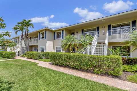 24 E Stratford Drive, Boynton Beach, FL 33436