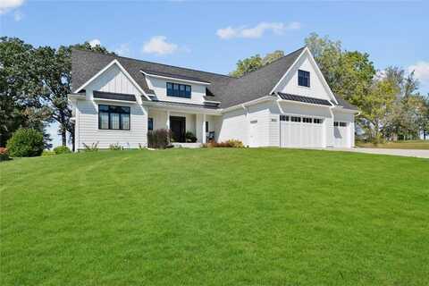 2832 Timber Ridge Drive NE, Owatonna, MN 55060