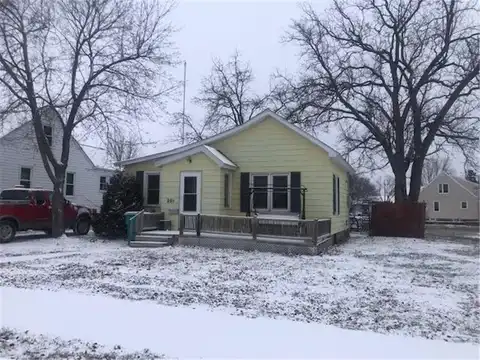 201 SE 7th Avenue SE, Waseca, MN 56093