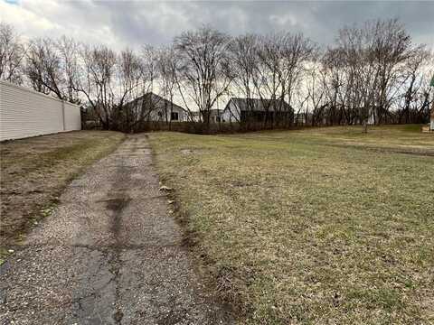 805/810 Driftwood Drive, Saint Cloud, MN 56303