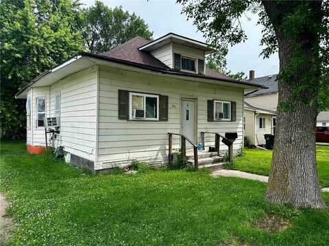 1315 East Avenue, Worthington, MN 56187