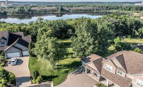 4501 Overlook Drive, Bloomington, MN 55437