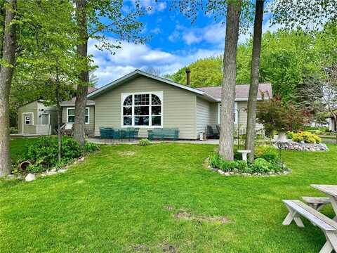 1575 White Cloud Drive S, Isle, MN 56342