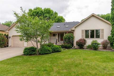 8803 Dallas Lane N, Maple Grove, MN 55369