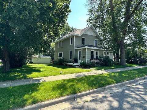 422 4th Avenue E, Alexandria, MN 56308