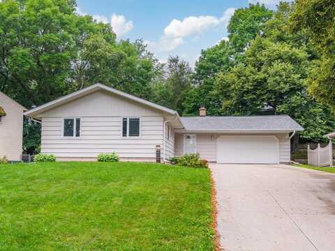 10440 Johnson Avenue S, Bloomington, MN 55437