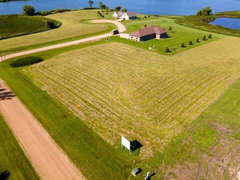 120 Heritage Trail, Hadley, MN 56151