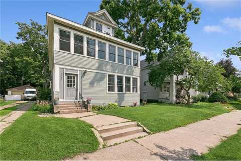 2541 Grand Avenue S, Minneapolis, MN 55405