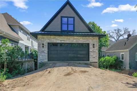 3061 Lake Shore Boulevard, Minnetonka, MN 55391