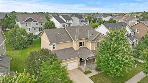 11232 Whitewater Drive, Woodbury, MN 55129