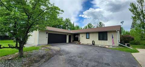 312 Shorewood Drive, International Falls, MN 56649