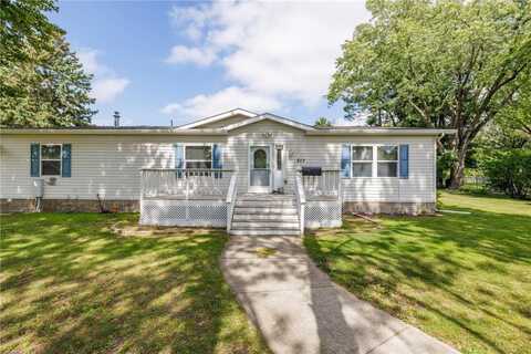 517 4th Street W, Park Rapids, MN 56470