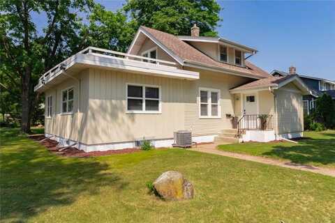 514 4th Street N, Bayport, MN 55003