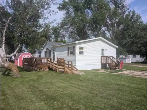 3305 S Broadway, Alexandria, MN 56308