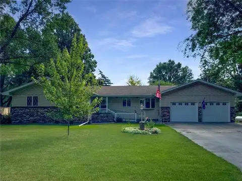 3027 Redwood Avenue, Slayton, MN 56172