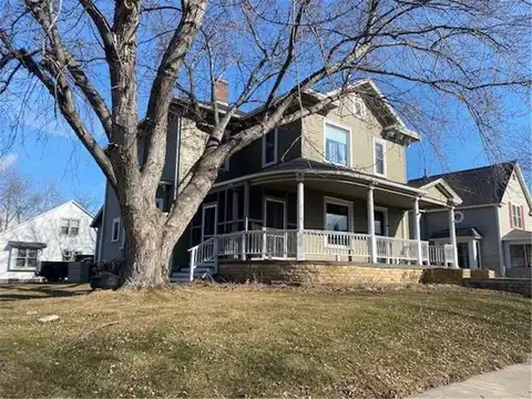 301 2nd Avenue NE, Waseca, MN 56093