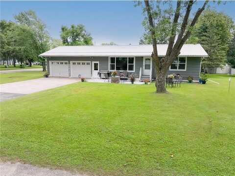 321 N Dayton Avenue, Parkers Prairie, MN 56361