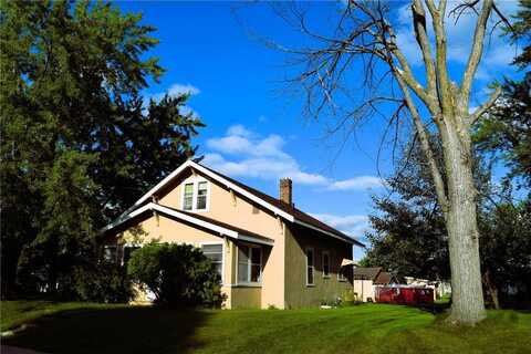 502 5th Street SE, Staples, MN 56479