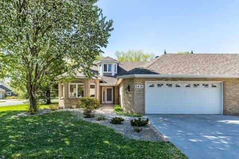 5619 Dunlap Avenue N, Shoreview, MN 55126