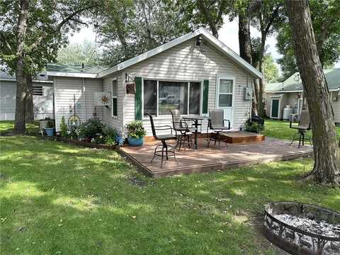 1226 Lake Street E, Osakis, MN 56360