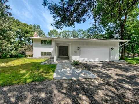 7561 Huron Place, Eden Prairie, MN 55344