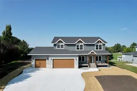 3620 Pebble Hills Drive, Fergus Falls, MN 56537