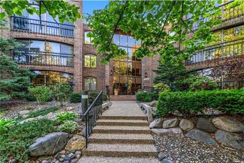 5501 Dewey Hill Road, Edina, MN 55439