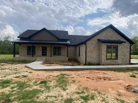 420 Sand Hill Rd., Martin, TN 38237