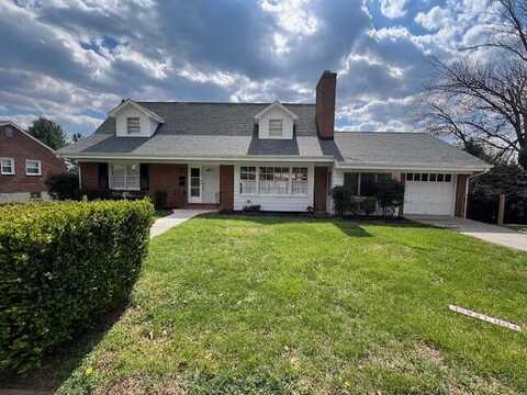 3730 Greenland AVE NW, Roanoke, VA 24012