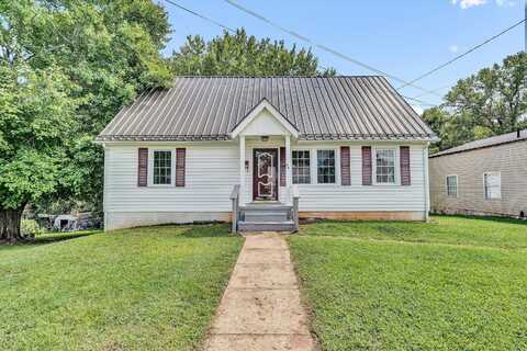 55 Wilson ST, Rocky Mount, VA 24151