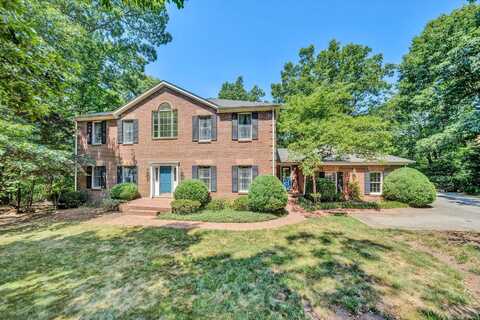 1365 Hidden View RD SW, Roanoke, VA 24015