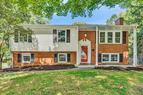 363 Lelia CIR, Salem, VA 24153