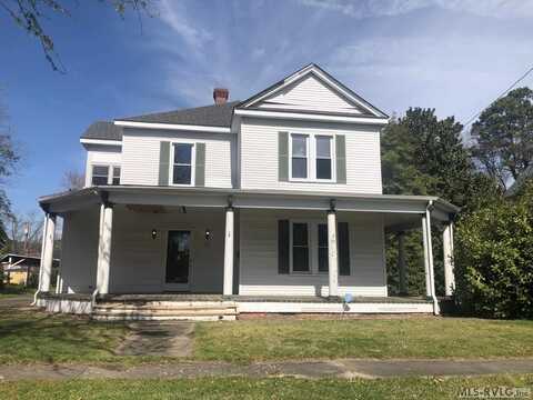 526 Peachtree Street, Emporia, VA 23847