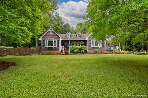 212 Tall Oaks Dr., Emporia, VA 23847