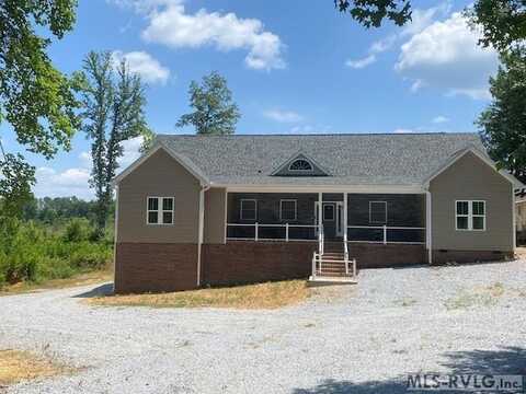 19466 Boydton Plank Rd, Warfield, VA 23889