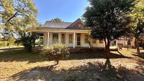 252 Pecan St, San Angelo, TX 76903