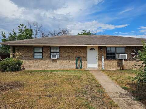 202 Burleson St, Eden, TX 76837