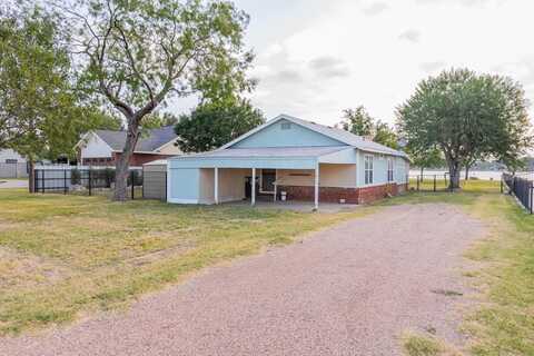 1872 S Concho Dr, San Angelo, TX 76904