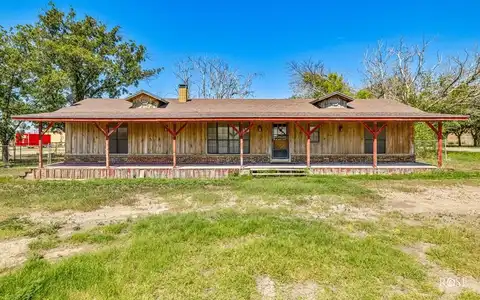 209 N Florida Ave, Big Lake, TX 76932