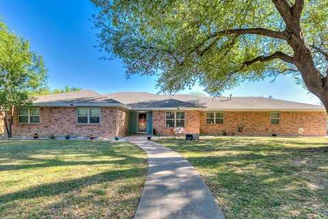 5202 Green Valley Trail, San Angelo, TX 76904