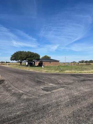 12474 Douglas Loop, Miles, TX 76861