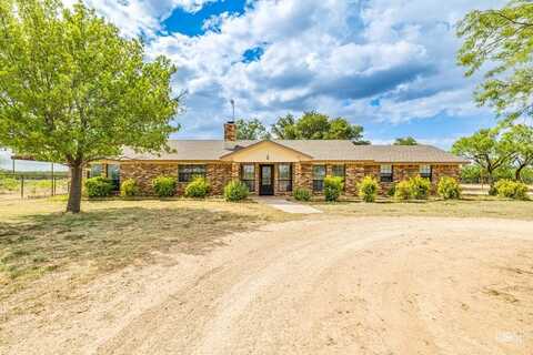 12241 Knickerbocker Rd, San Angelo, TX 76904