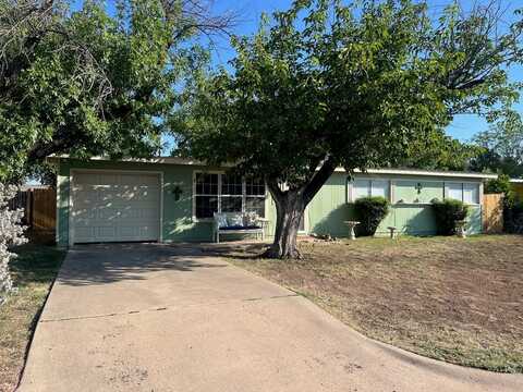 2210 Wilson St, San Angelo, TX 76901