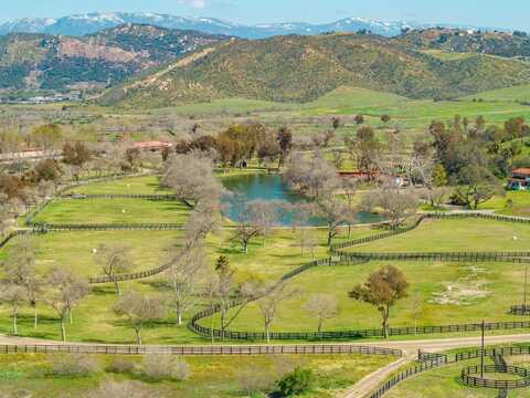 6050 W Lilac Rd, Bonsall, CA 92003