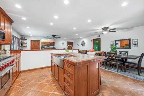 1430 Taft St, Escondido, CA 92026