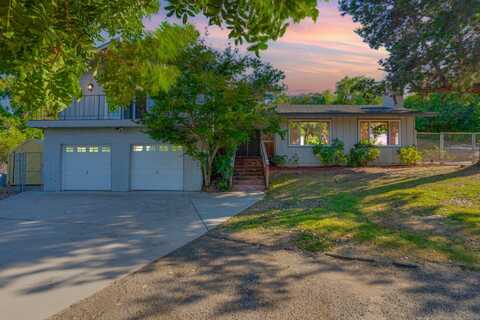 13709 Whispering Meadows Ln, Jamul, CA 91935