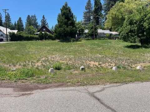 221 Modoc Ave, McCloud, CA 96057