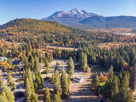 1420 Cedar View Ln., Mount Shasta, CA 96097