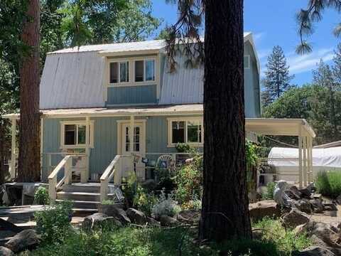 6031 Sturgis Road, Yreka, CA 96097