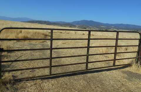 End of Locust lane, Montague, CA 96064